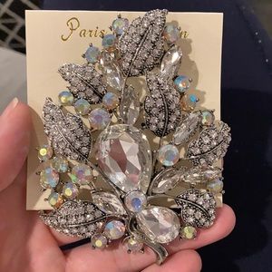 Crystal brooch